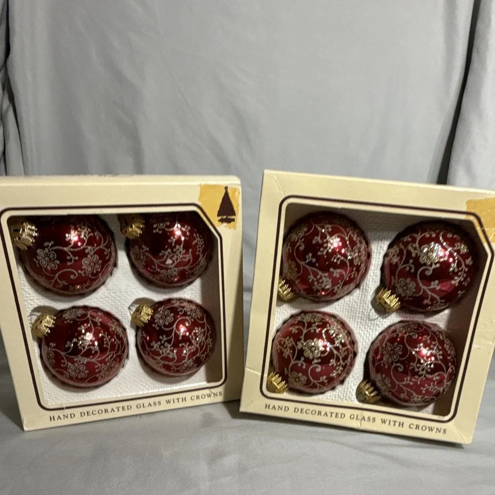 Krebs Hand Decorated Glass Round Floral Baubles Red/Gold/White Set of 4